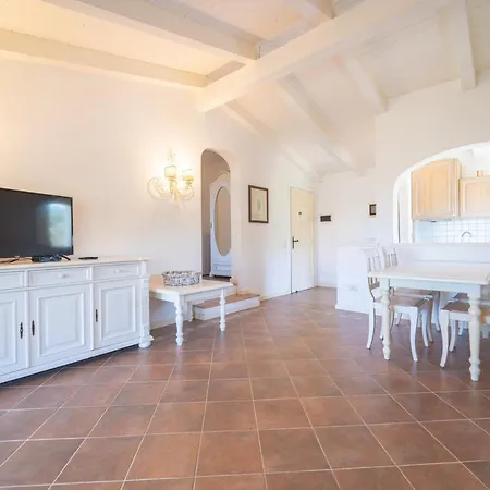 -top Location- Casa Con Piscina E A 300 Mt Liscia di Vacca