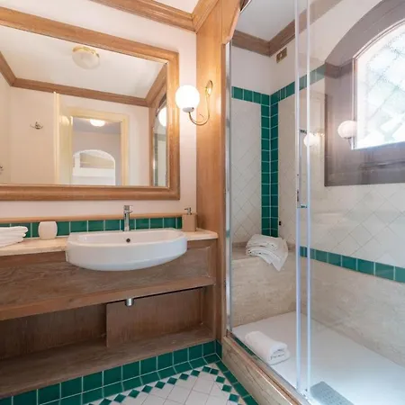 -top Location- Casa Con Piscina E A 300 Mt * Liscia di Vacca