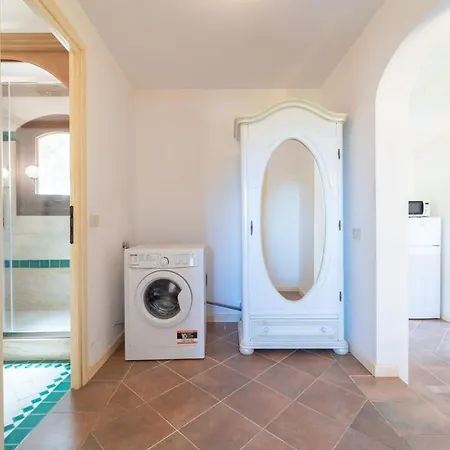 -top Location- Casa Con Piscina E A 300 Mt Liscia di Vacca